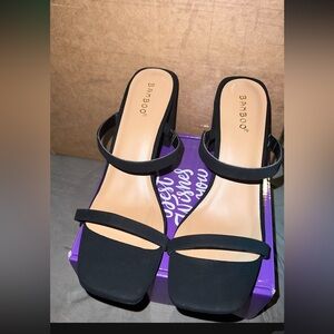 BAMBOO strap heel sandals size 10